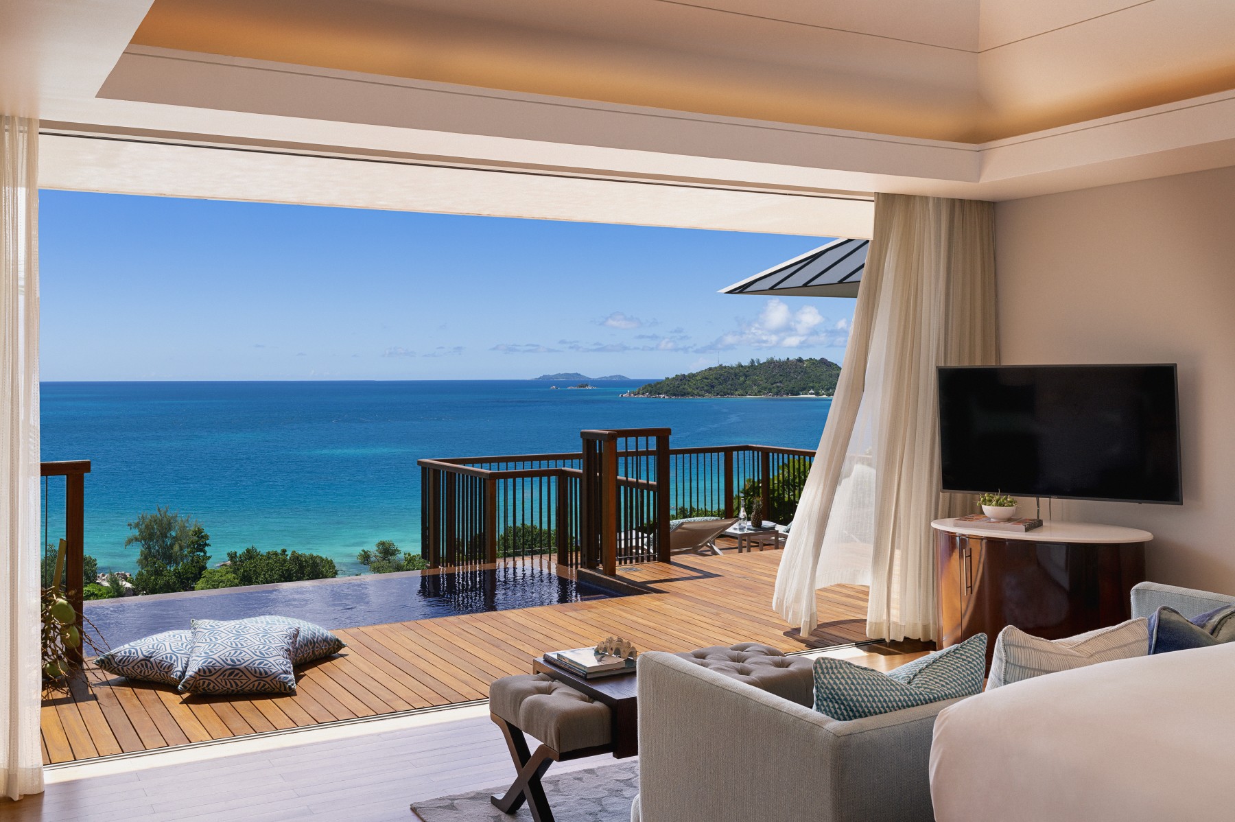 Panoramic Pool Villa